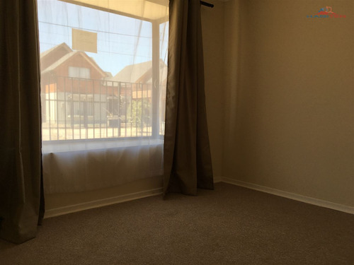 Casa En Arriendo Parque Zapallar, Curicó
