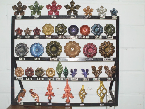 Imagen 1 de 3 de Flores Y Apliques En Hierro Forjado