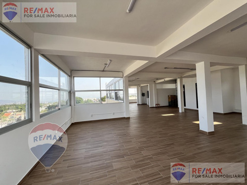 Renta De Local En Plaza Comercial, Col. San Cristobal, Cuernavaca, Morelosclave 4980