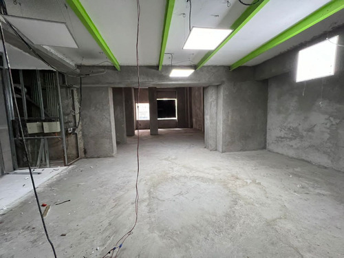 Excelente Local Comercial En Renta 200 M2 En Colonia Roma
