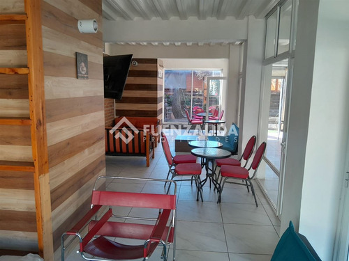 Local Comercial En Venta En Quintero, Con Patente Completa