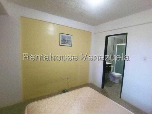Daniela Linarez Vende Apartamentos Hermoso Y Amplio En Conjunto Privado De Cabudare En Piso Bajo Con Gas Directo Alta Seguridad Acabados De Primera!