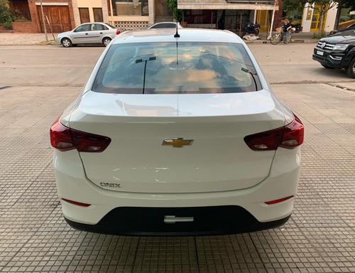 Chevrolet Onix 2021 1.2