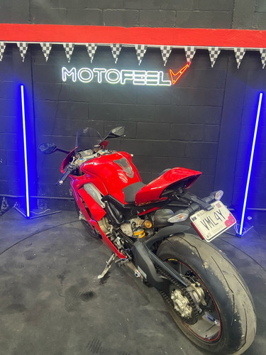 Ducati Panigale V4s