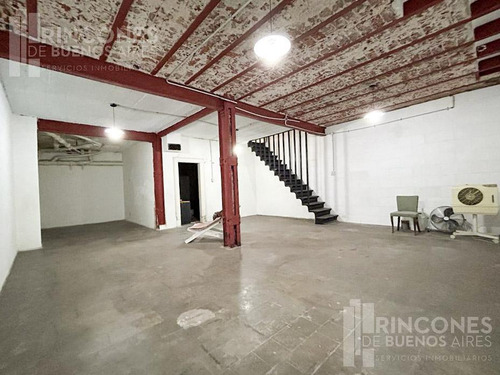 Local Reciclado 186m2 - Zona Comercial A Mts Blvd. Caseros - San Telmo