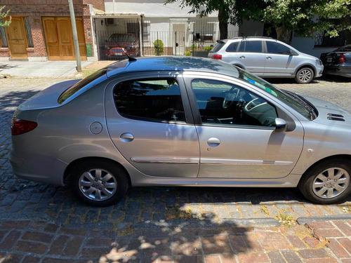 Peugeot 207 1.4 Sedan Allure 75cv 2013
