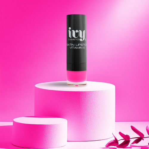 Labial Satinado Ivy Con Colageno Y Vitamina E Viva Diva