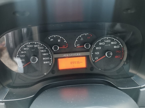 Imagem 10 de 14 de Fiat / Palio Adventure Locker 1.8 Flex - 2017/2017