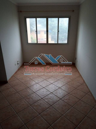 Imagem 3 de 9 de Apartamento Com 2 Dorm. - Jardim Claúdia - Ap0736