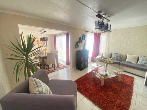 Arriendo Casa 3 Dormitorios 3 Baños Quilpué (97896)