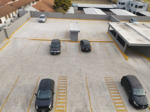 Planta Baja 2 Ambientes Con Patio Y Cochera Escucha Oferta