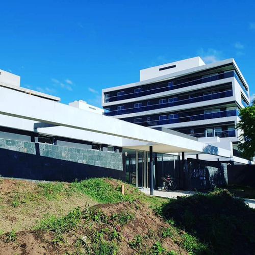 Venta| Departamento 3dorm -patio- Cochera Jardin Claret Summum Zona Norte