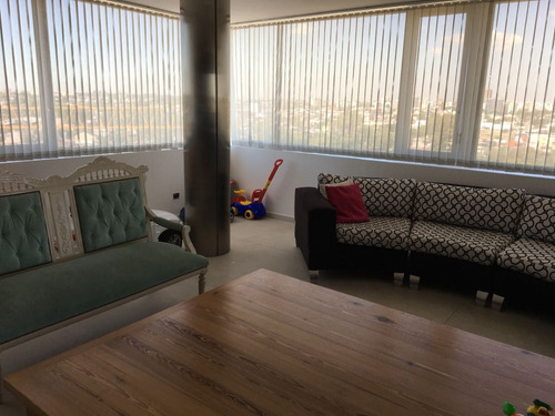 En Venta En Villa Bosch, Piso Unico Centrico Exclusivo Con Entrada Propia Cochera Dos Autos F: 10058