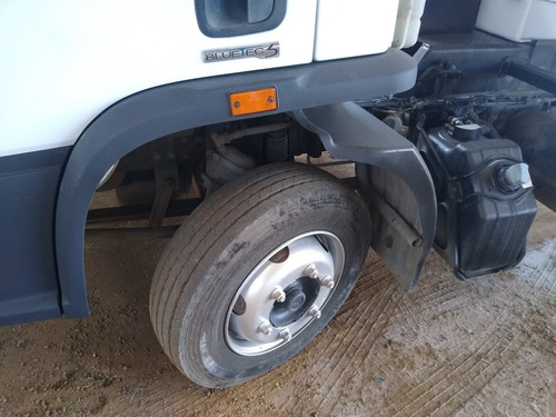Imagem 10 de 14 de Mercedes Benz 815