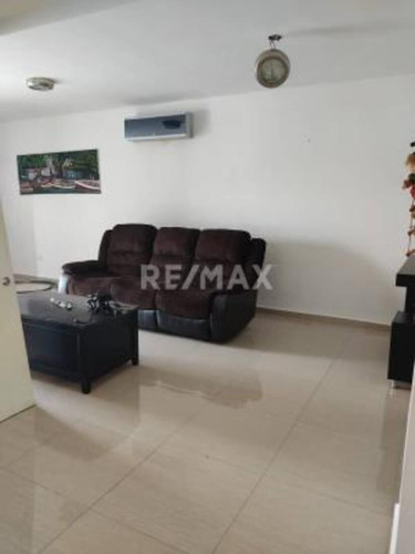 Imagen 4 de 19 de Casa En Alquiler En Urb. Villas Aguasay Sector Tipuro. Maturín (4)