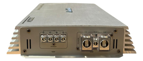 Amplificador Magnum Ma3000.1d Competition Series 3000w Color Plateado