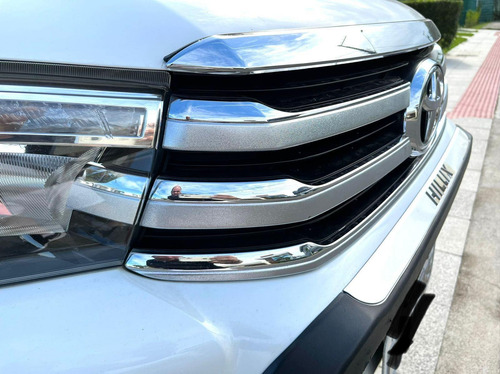 Imagem 8 de 15 de Toyota Hilux Cd Srx