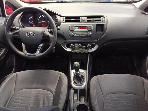 Kia New Rio Spice 1.4 A.a. Rin Copa 2013 Nbv228