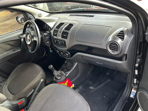 Fiat Grand Siena 1.4 MPI ATTRACTIVE 8V FLEX 4P MANUAL