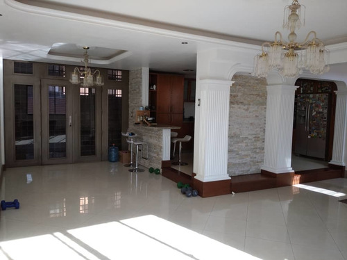 Imagen 14 de 14 de 156177 Raiza Peña Alquiler Townhouse El Parral Valencia