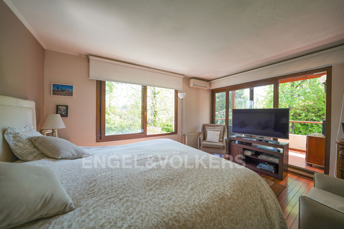 Casa En Venta - San Carlos De Apoquindo