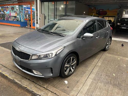 Kia Cerato 2.0 Sx At6 5 p