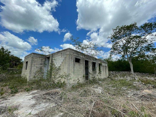 Terreno En Venta De 1171 M2 En Municipio De Motul Con Pozo En Yucatán.