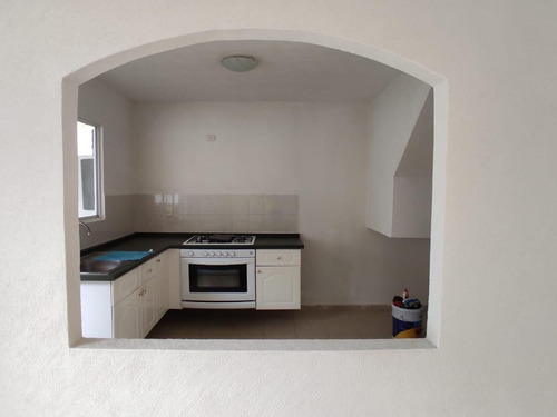 Propiedad En Venta En Rinconada San Miguel, Cuautitlán Izcalli, Edomex. Sm