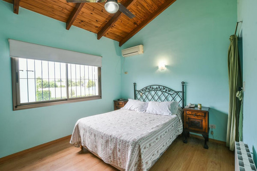 Imagen 22 de 30 de Casa De 4 Dormitorios En Venta Con Pileta En Fisherton Rosario