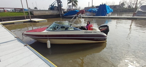 Lancha Quicksilver 555