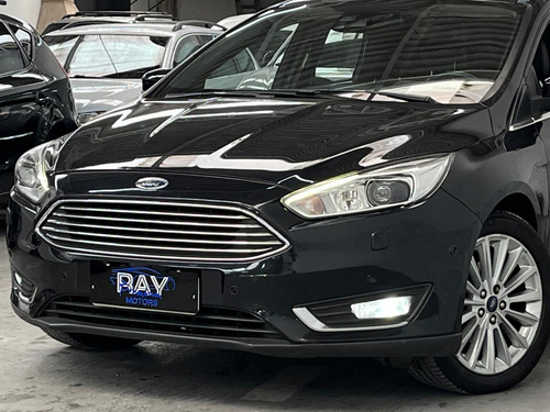 Ford Focus 2.0 Titanium Flex Powershift 5p