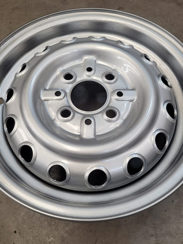 Llanta Chapa Fiat 128 / 147 R13 Plateado