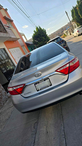 Toyota Camry 2.5 Le L4 At