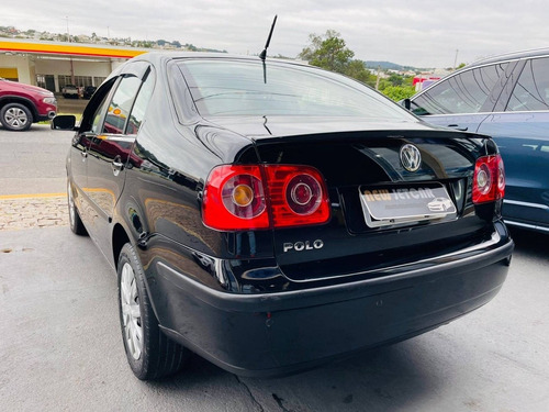 Imagem 8 de 15 de Volkswagen Polo Sedan 1.6 8v Gasolina 4p Manual
