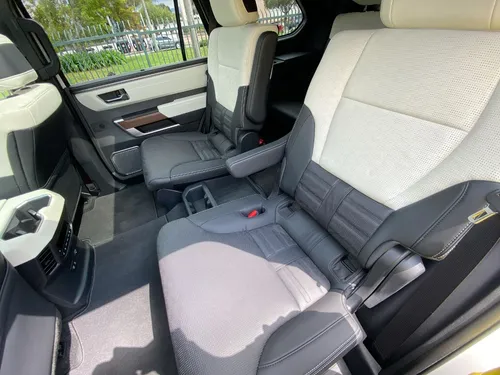 Toyota Sequoia 3.4 V6 Capstone