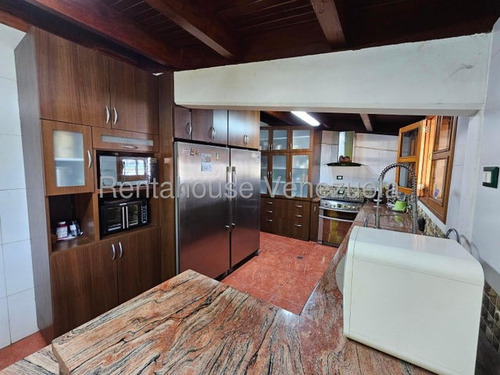 Casa En Venta Con Excelente Distribución Ubicada En El Marques 25-17855