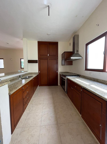 Imagen 8 de 19 de Casa En Temozon Privada Las Fincas Una Planta