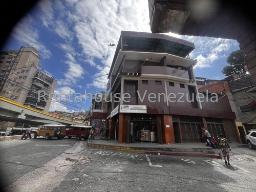 Edificio En Venta En Petare Cda 25-7012 Yf