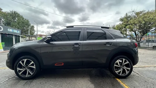 Citroën C4 Cactus 1.6 Shine Turbo Aut