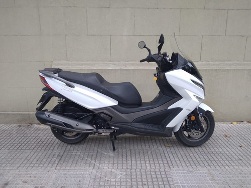 Imagen 12 de 20 de Kymco X Town 250 Xtown Excelente Estado En Brm !!!