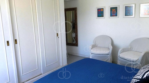 Imagen 7 de 12 de Apartamento En Primera Linea, Playa Mansa, 2 Dormitorios *
