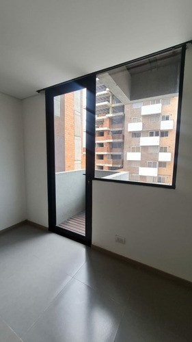 Imagen 3 de 22 de Apartamento La Castellana 3 Habitaciones, 3balcón, Parqueadr
