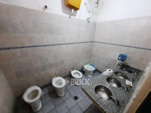 (ideal 2 Familias) Casa En Lote De 8.66x47.69 Mts En Conesa Al 400 - 471 M2 Cubiertos