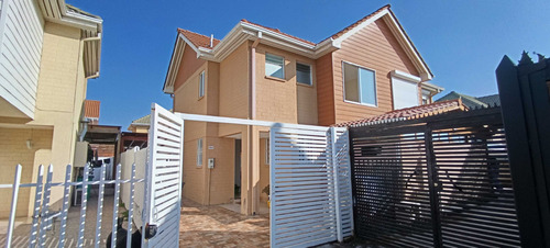 Casa En Excelente Condición Altos Del Raco. (100918)