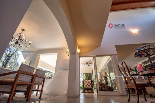 Hermosa Casa De Lujo En Venta En Puerta De Hierro Zona Andares.