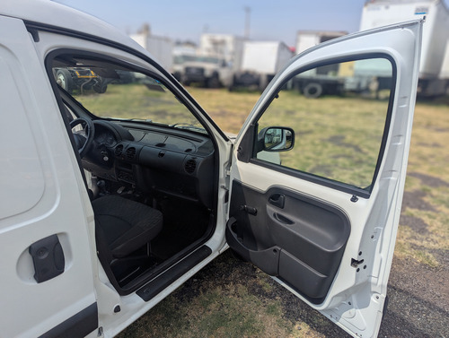 Renault Kangoo 1.6 Aa Mt