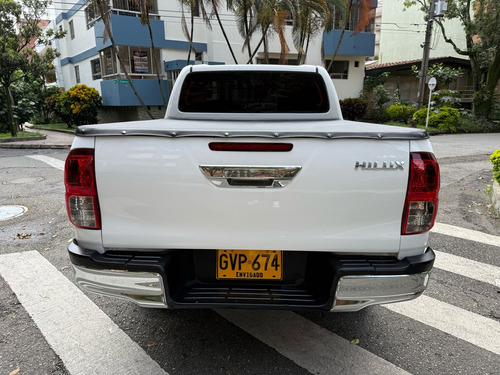 Toyota Hilux 2.4l
