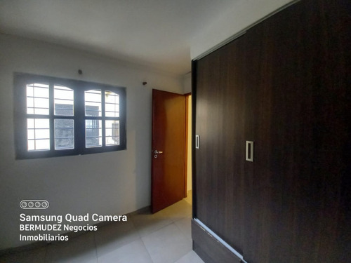 Venta En Block Casa De 3 Amb + 2 Locales Comerciales Sobre Importante Avenida De Mar Del Tuyu 79 Entre 11 Y 12