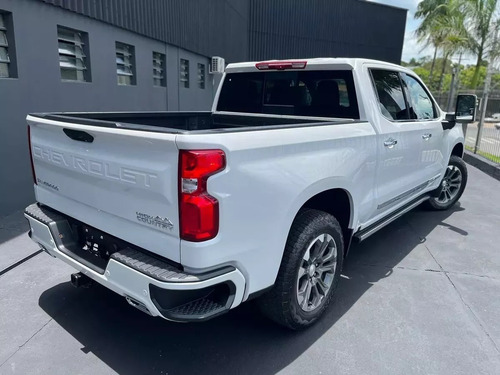 Chevrolet Silverado 5.3 V8 High Country