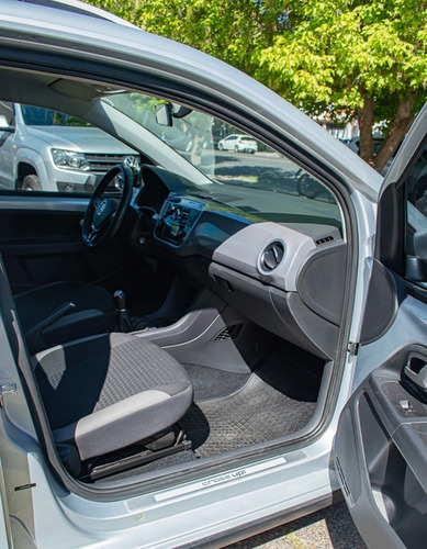 Imagen 17 de 19 de Volkswagen Cross Up 1.0